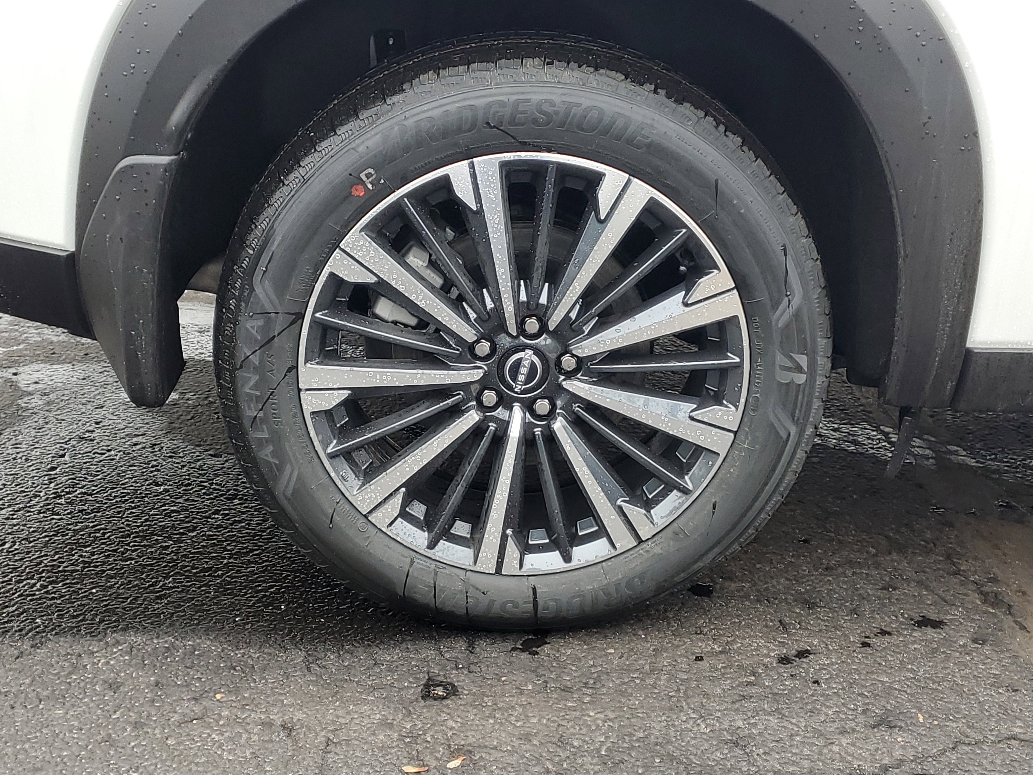 New 2026 Nissan Pathfinder Platinum image 34