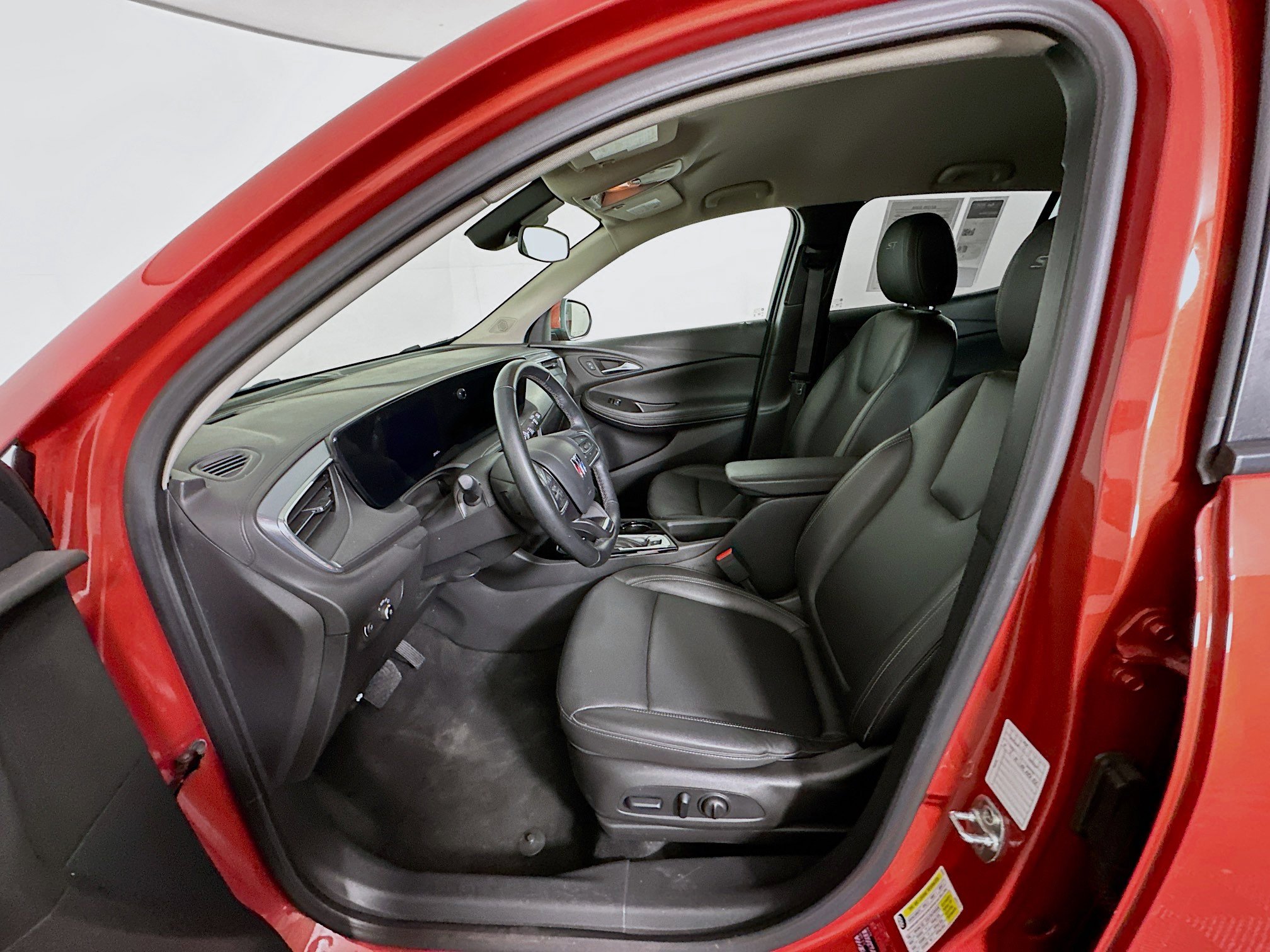 Used 2024 Buick Encore GX Sport Touring w/ Comfort Package image 13