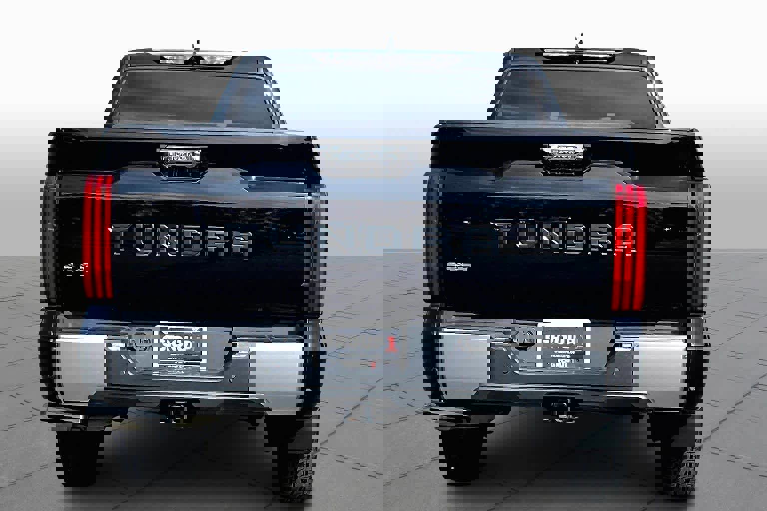 Used 2023 Toyota Tundra Limited w/ TRD Off-Road Package image 4