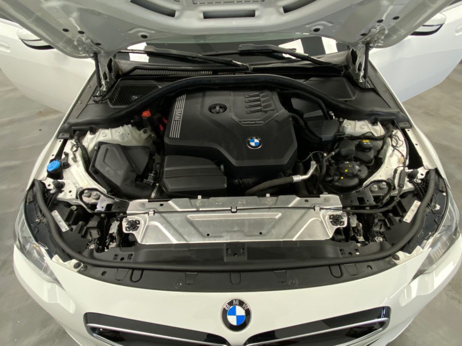 Used 2022 BMW 230i Coupe w/ Premium Package 2 RWD image 40