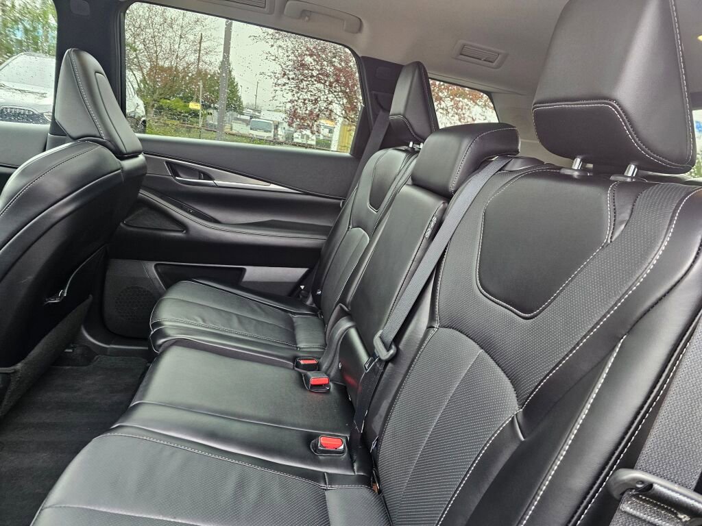 Used 2024 INFINITI QX60 Luxe image 22