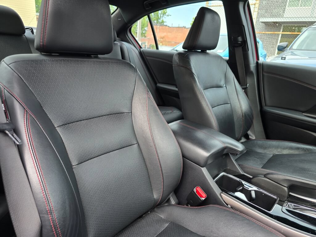 Used 2017 Honda Accord Sport Special Edition image 9