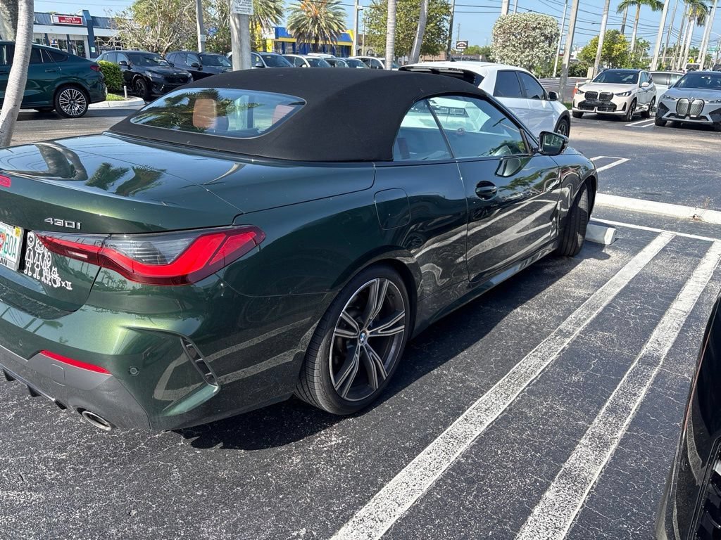 Used 2024 BMW 430i Convertible w/ M Sport Package RWD image 10