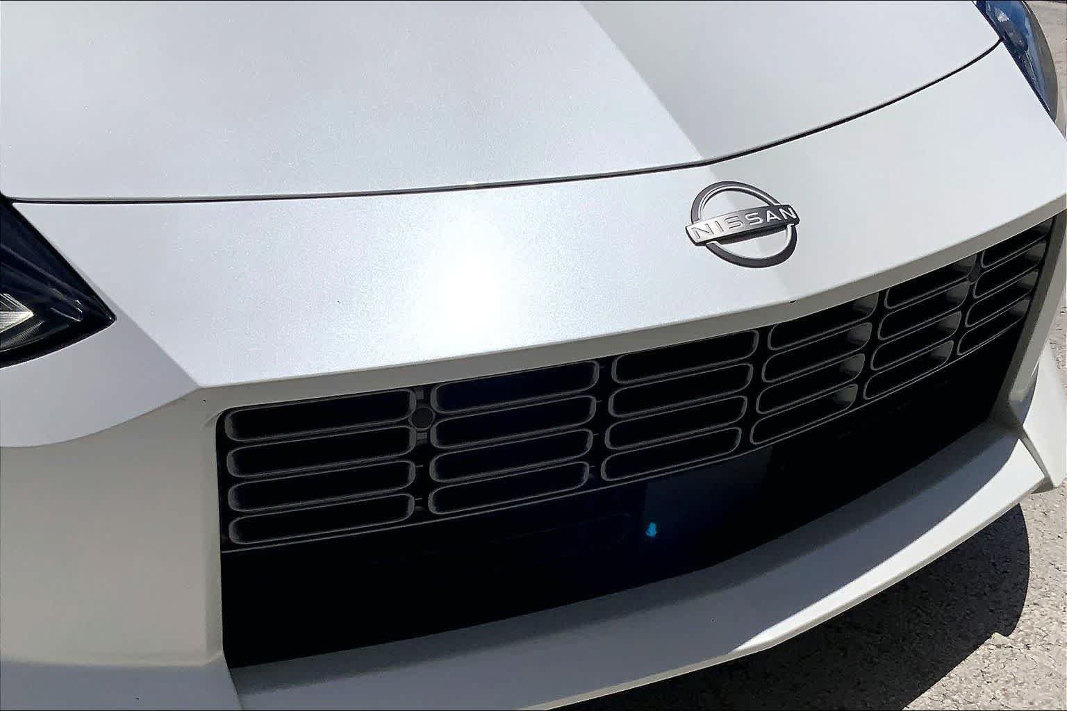 Used 2024 Nissan Z Sport w/ Floor Mat Package RWD image 32