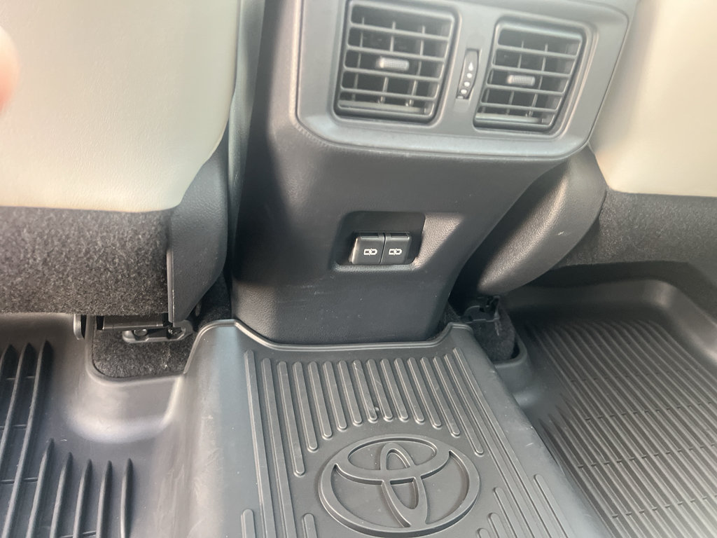 Used 2024 Toyota RAV4 XLE Premium FWD image 20