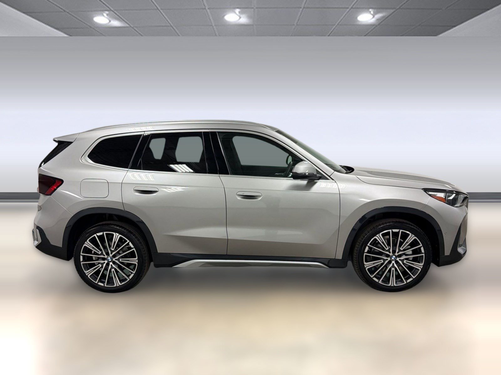 New 2026 BMW X1 xDrive28i w/ Convenience Package AWD/4WD image 7
