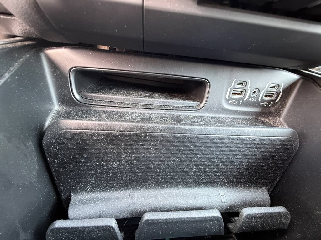 Used 2022 RAM 1500 Big Horn AWD/4WD image 33