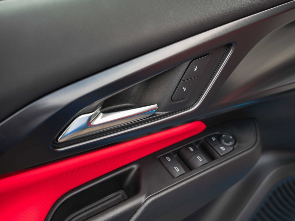 New 2025 Chevrolet Equinox EV RS image 44