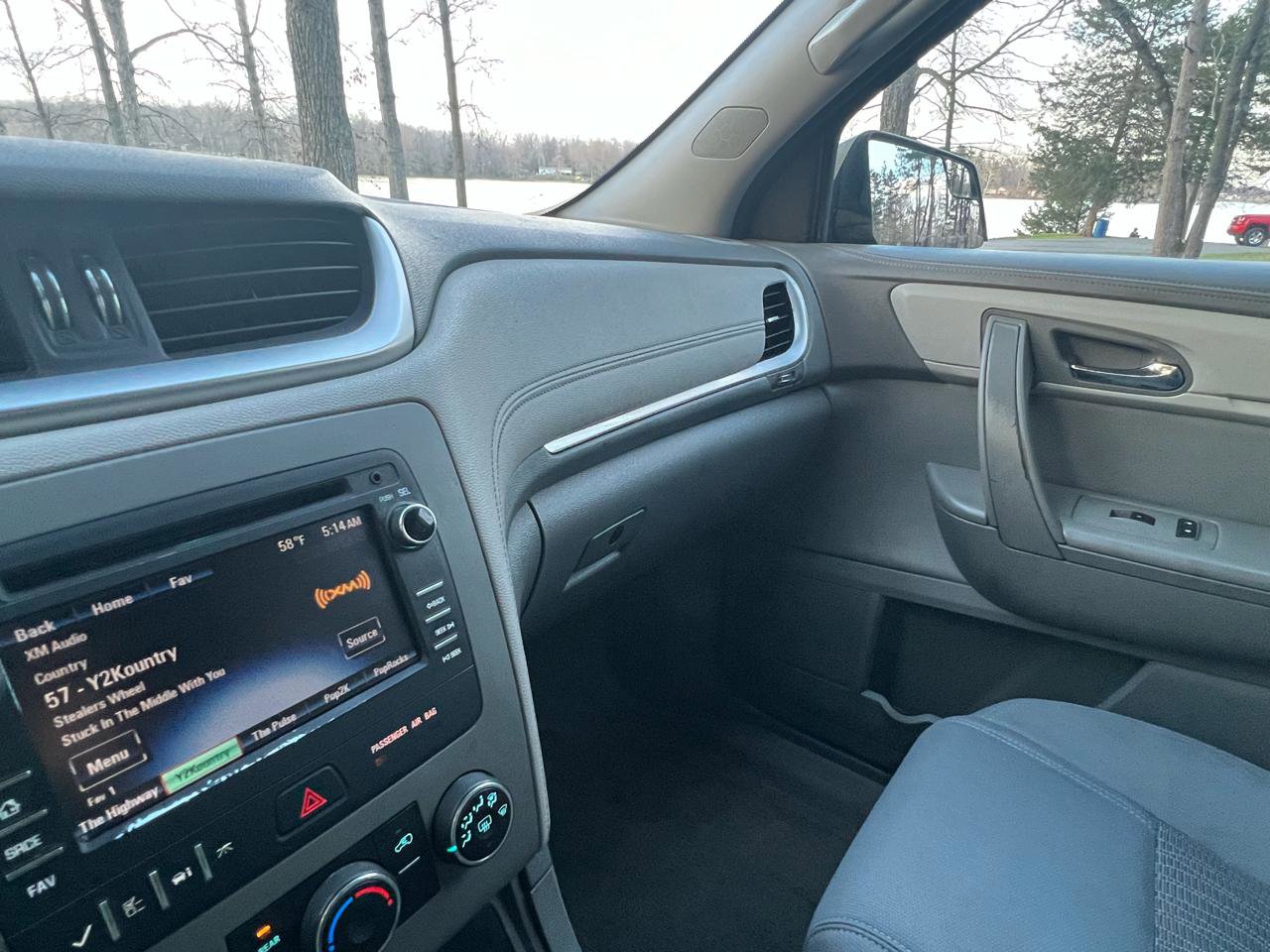 Used 2013 Chevrolet Traverse LS image 19