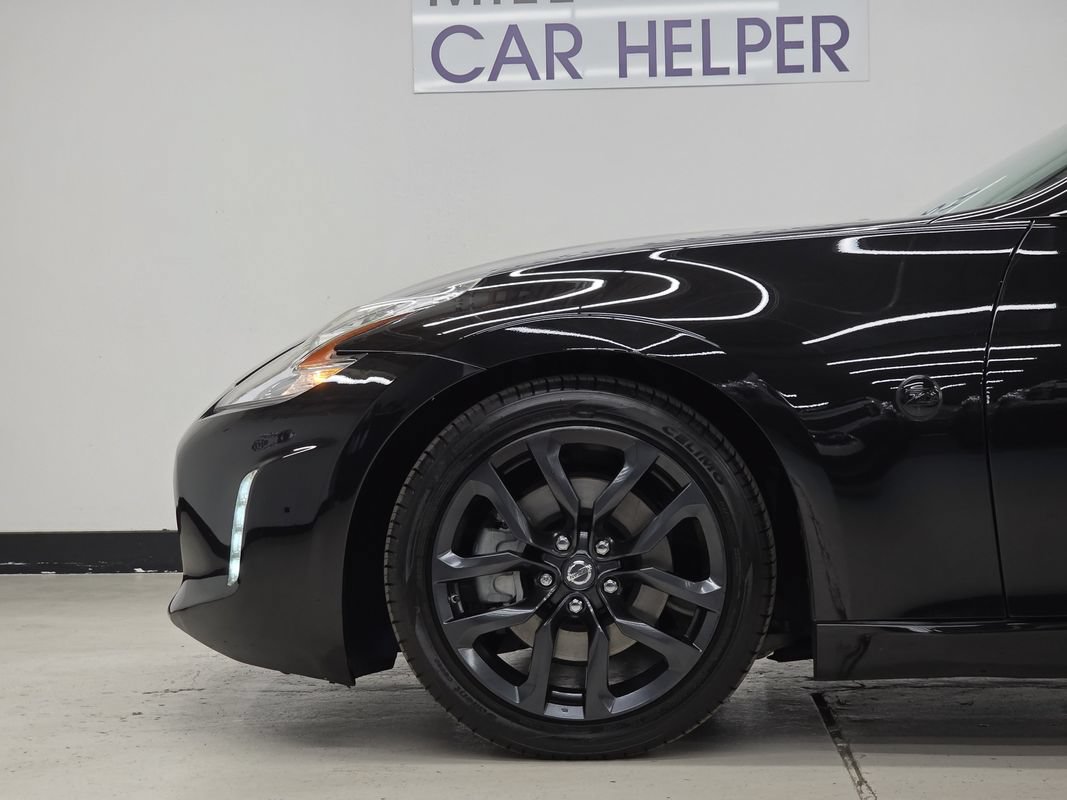 Used 2017 Nissan 370Z Coupe RWD image 35