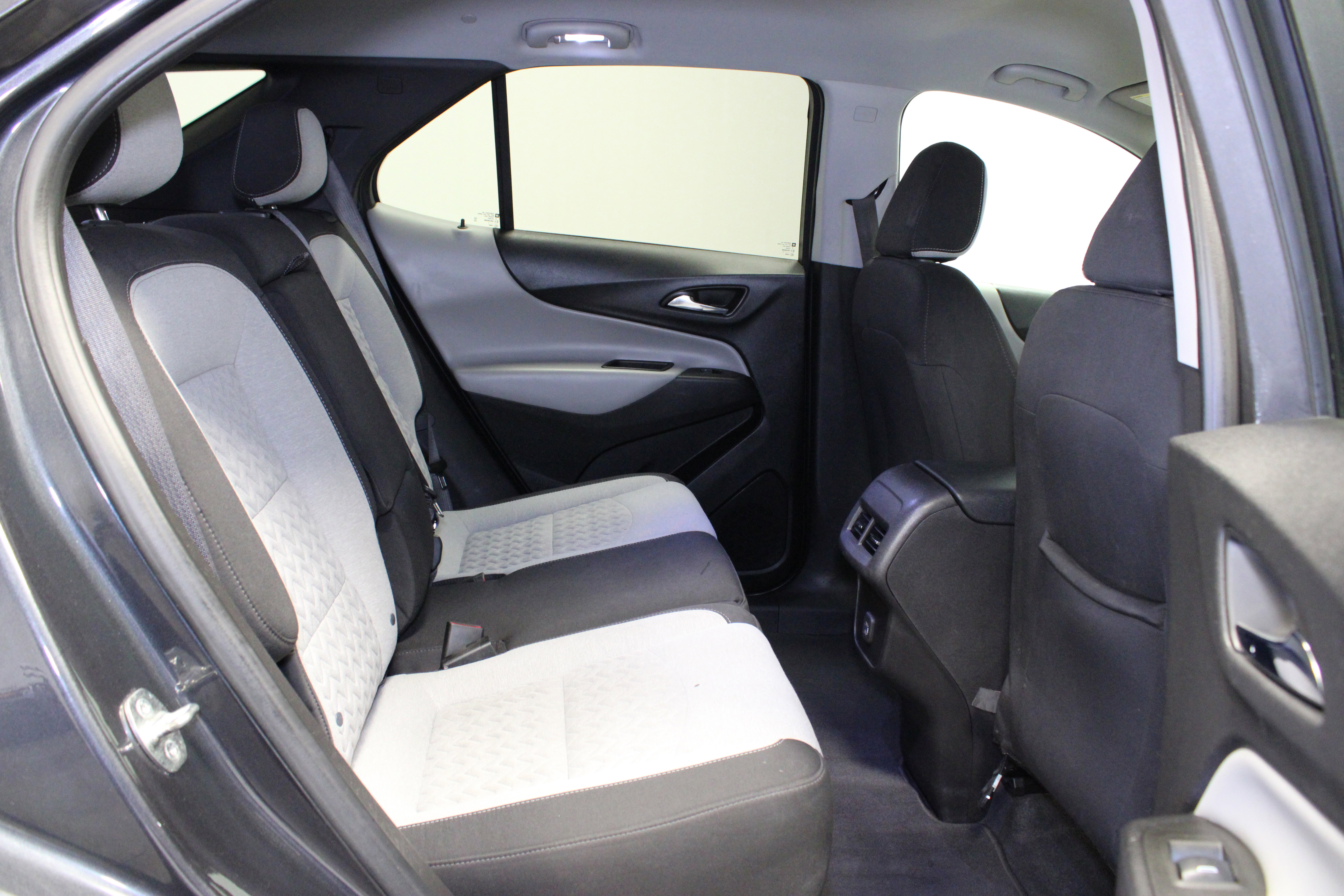 Used 2022 Chevrolet Equinox LS w/ LS Convenience Package AWD/4WD image 14