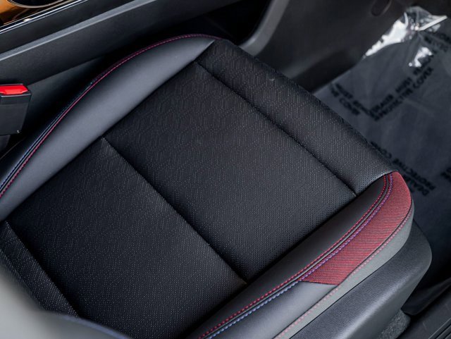 Used 2026 Chevrolet Equinox RS image 27