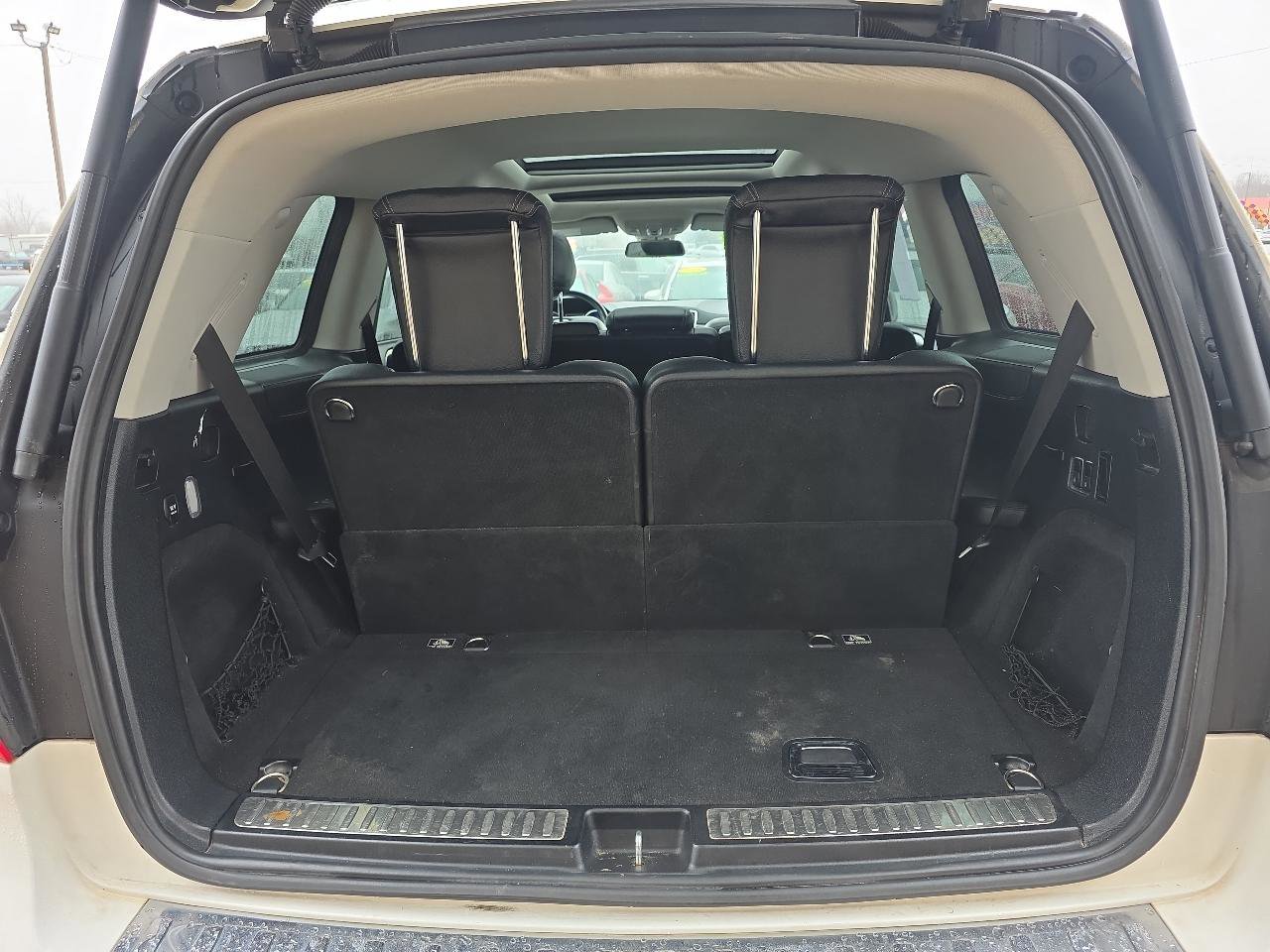 Used 2015 Mercedes-Benz GL 450 4MATIC image 30