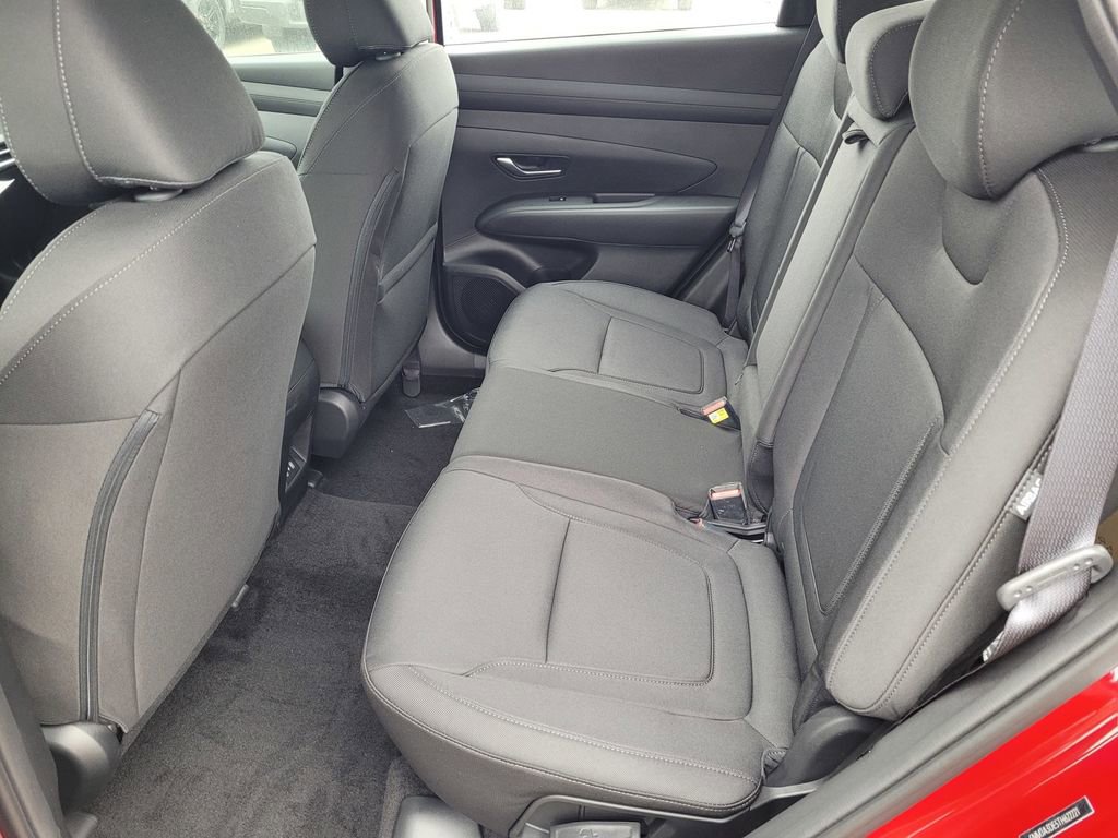 New 2026 Hyundai Tucson SE image 6