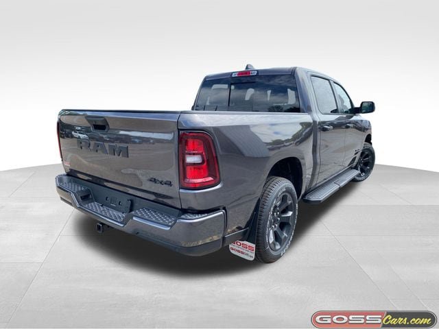 New 2026 RAM 1500 Express AWD/4WD image 3