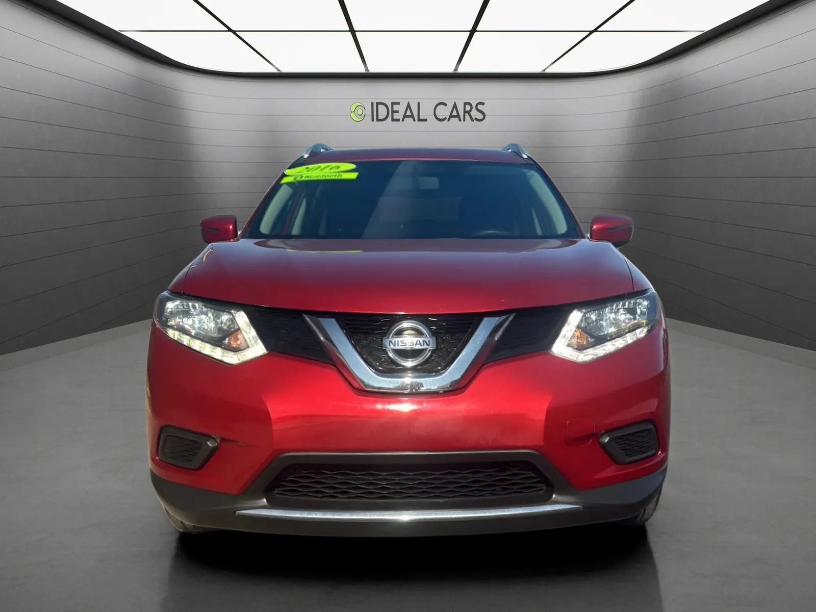 Used 2016 Nissan Rogue SV FWD image 2