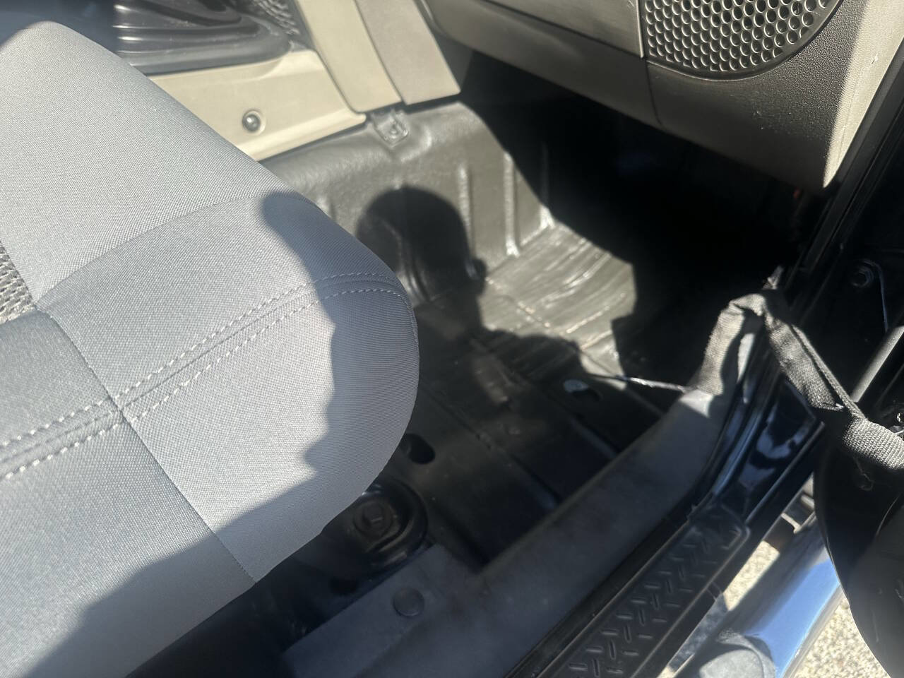 Used 2010 Jeep Wrangler Sport image 22