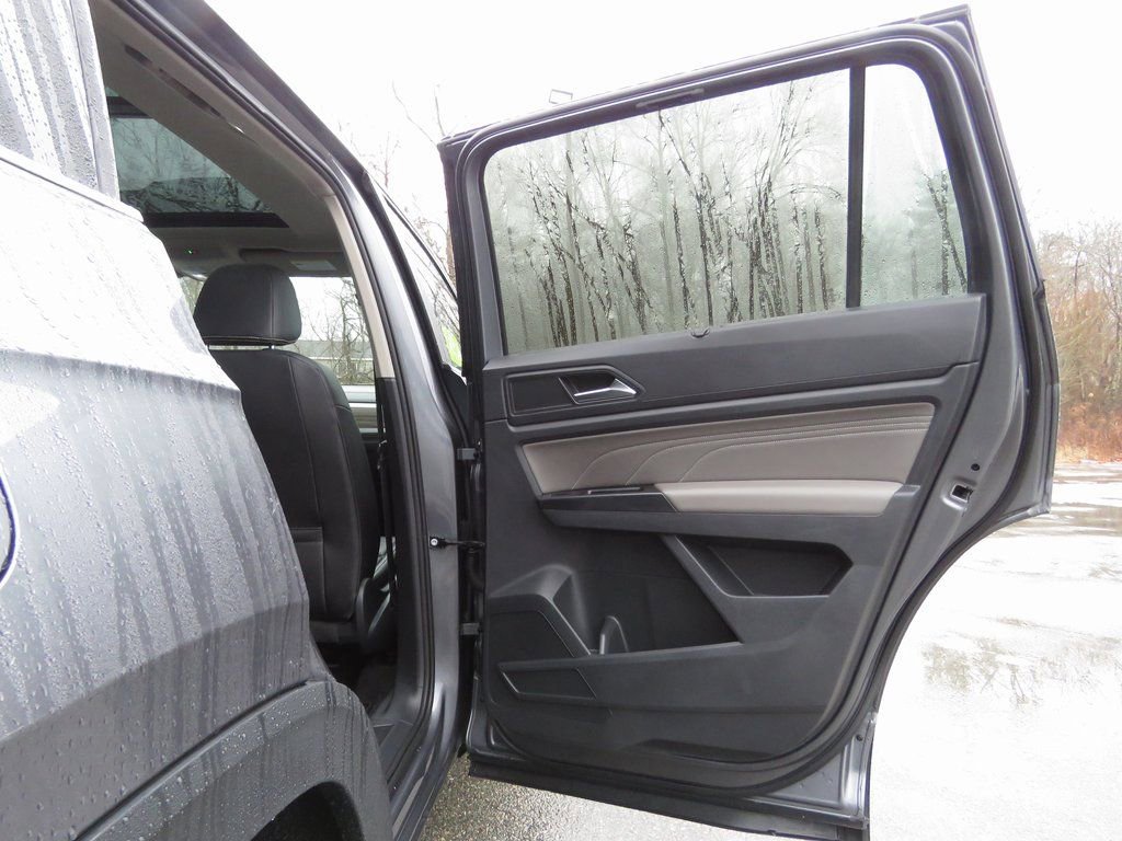 Used 2021 Volkswagen Atlas SEL image 15