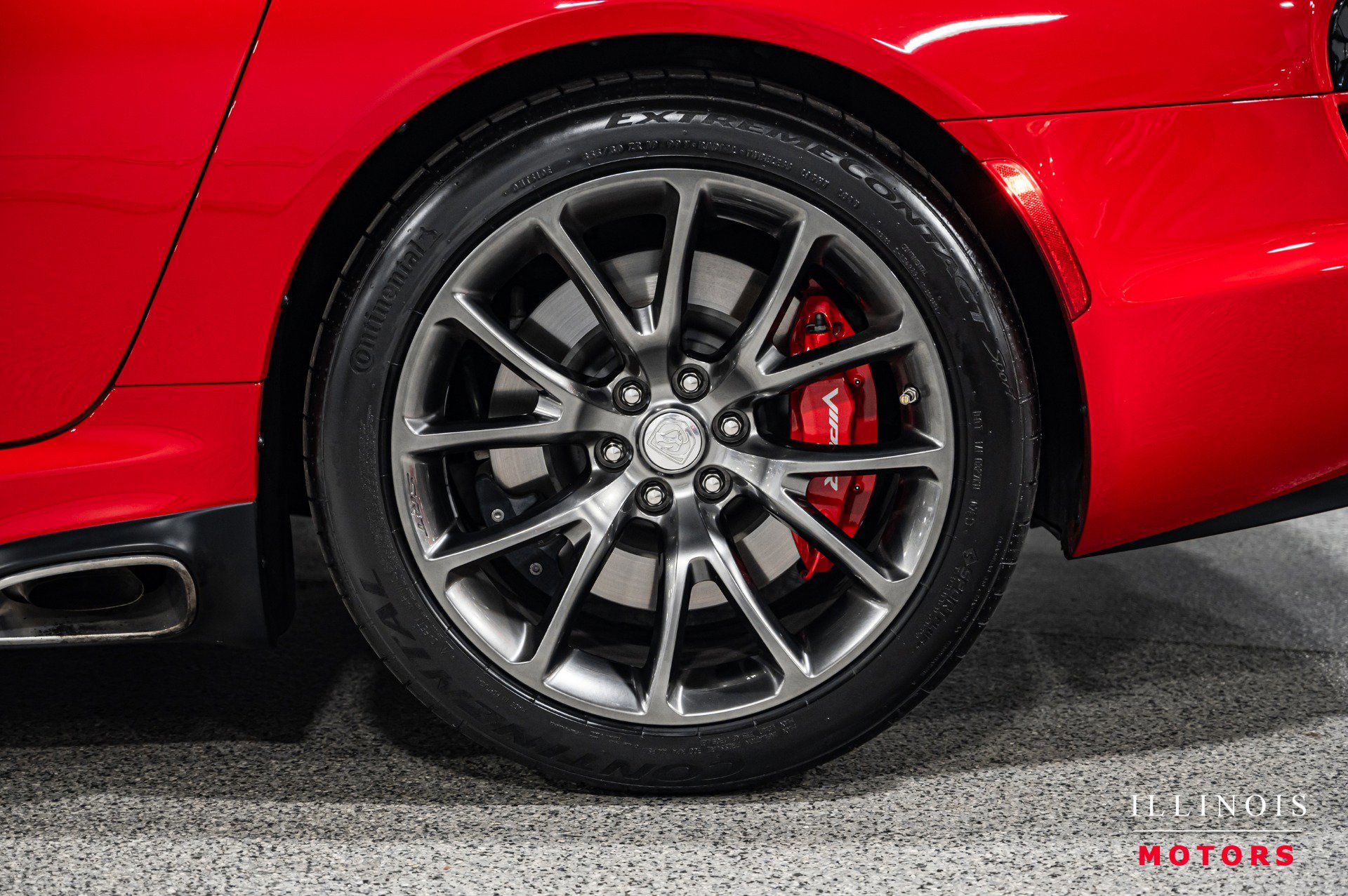 Used 2013 SRT Viper GTS w/ GTS Laguna Interior Pkg image 10