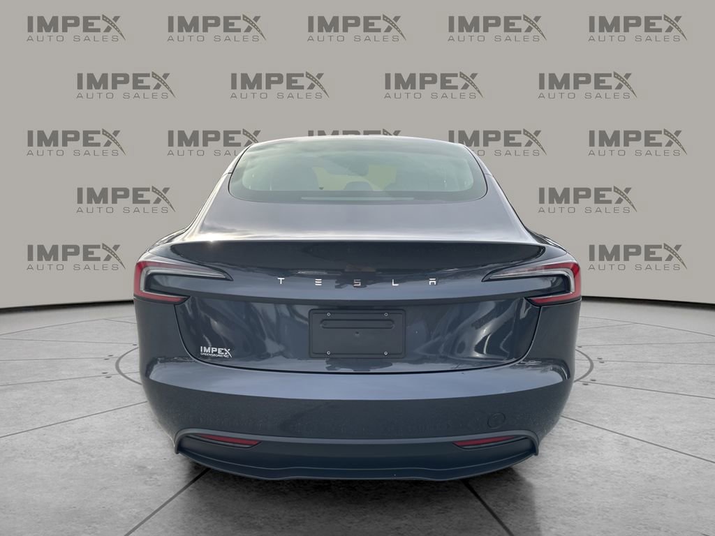 Used 2024 Tesla Model 3 Standard Range image 4