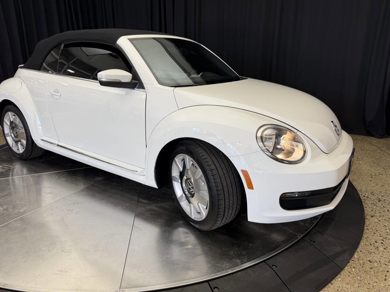 Used 2014 Volkswagen Beetle 2.5 image 20