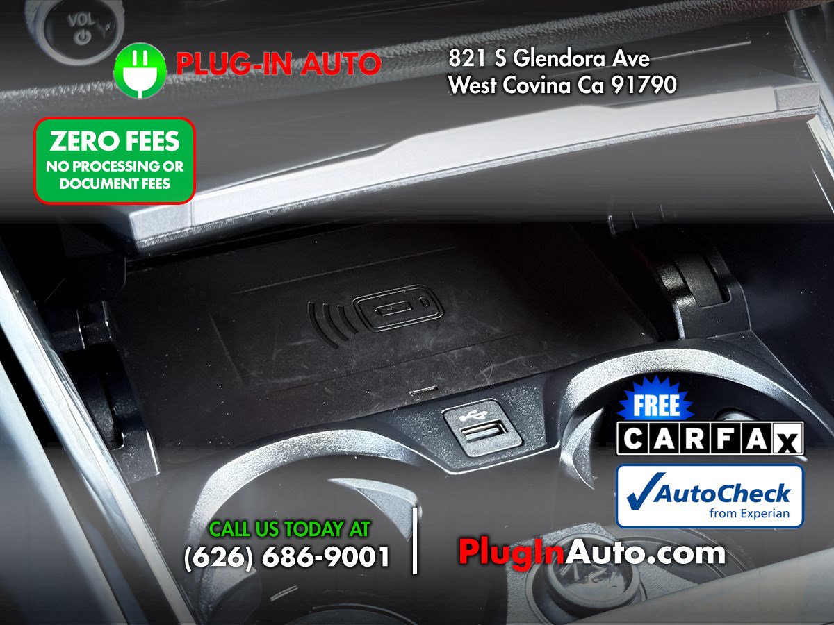 Used 2023 BMW 230i Coupe w/ Convenience Package RWD image 22