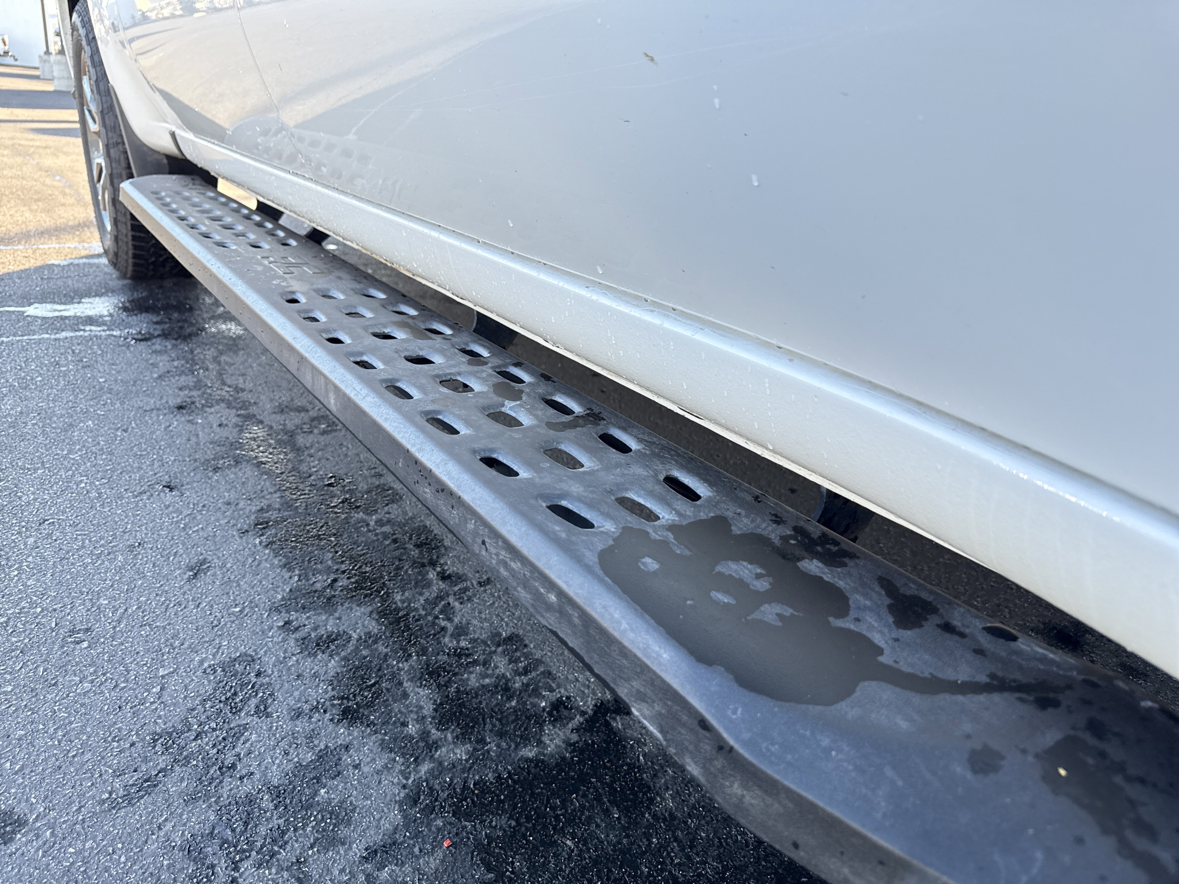 Used 2023 Chevrolet Silverado 1500 RST w/ Z71 Off-Road Package image 42