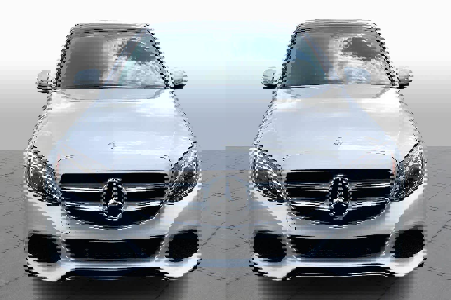 Used 2015 Mercedes-Benz C 300 Sedan image 3