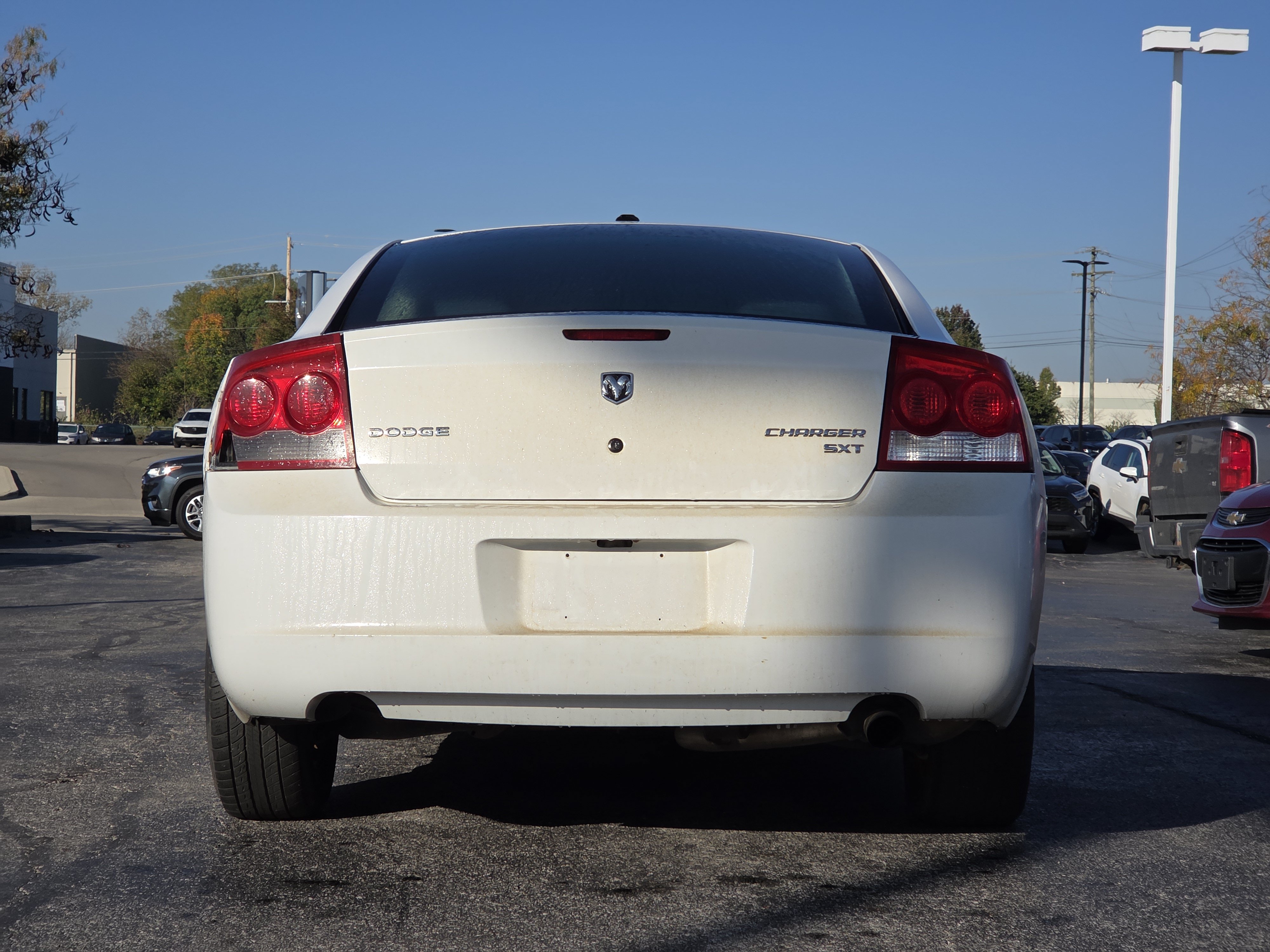 Used 2010 Dodge Charger SXT RWD image 6