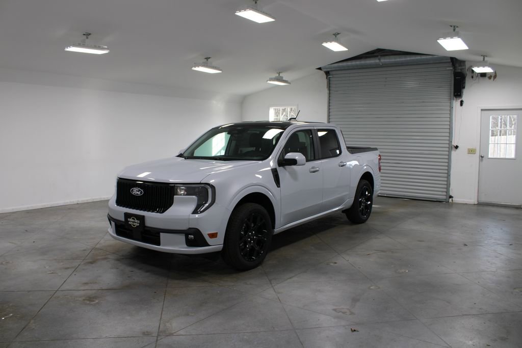New 2026 Ford Maverick Lobo image 3