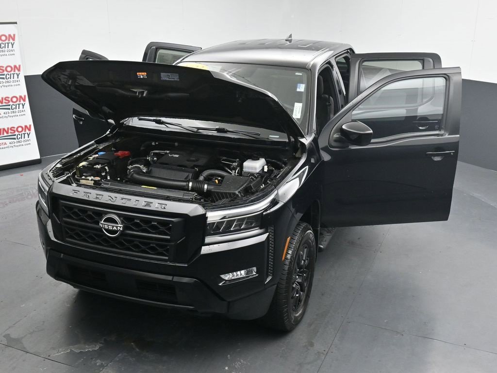 Used 2023 Nissan Frontier SV w/ Midnight Edition Package image 40