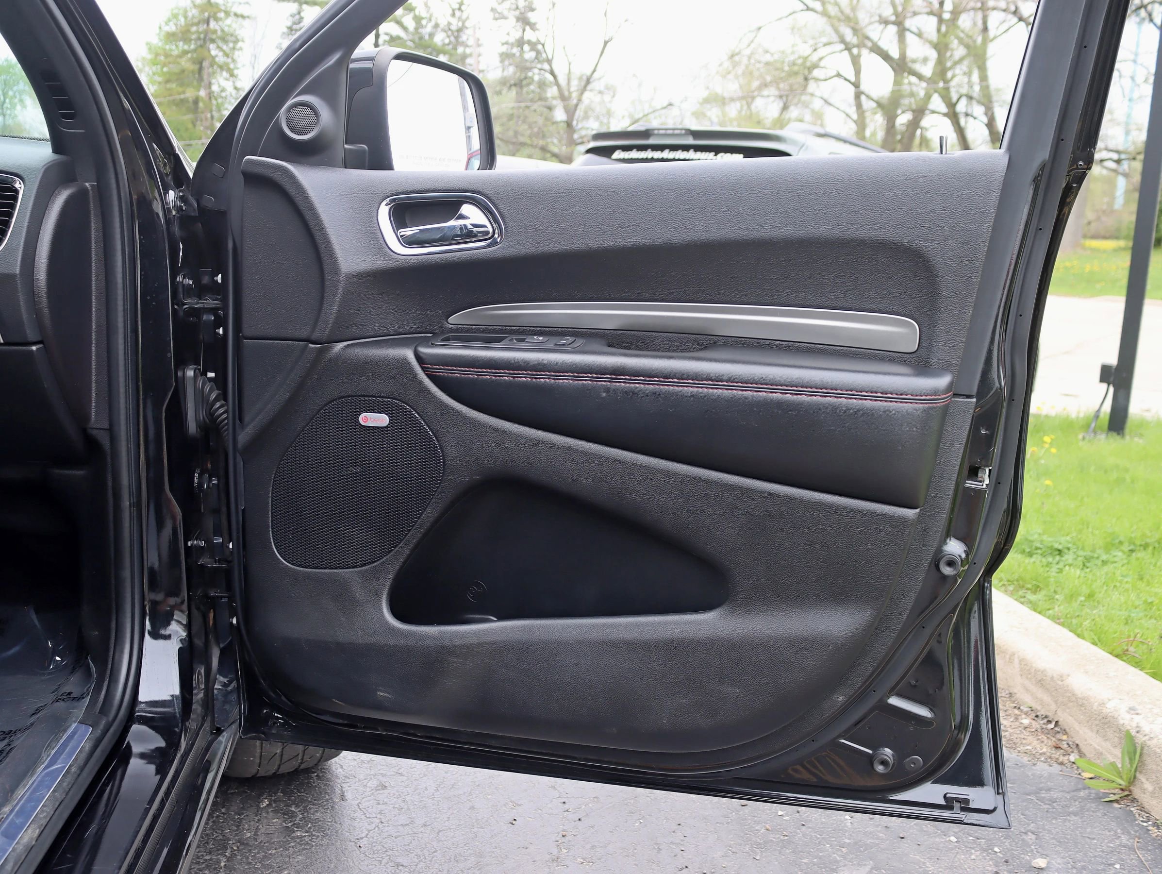 Used 2015 Dodge Durango R/T w/ Trailer Tow Group IV AWD/4WD image 37