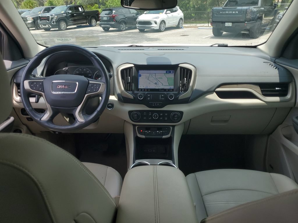 Used 2022 GMC Terrain Denali w/ Denali Premium Package AWD/4WD image 18
