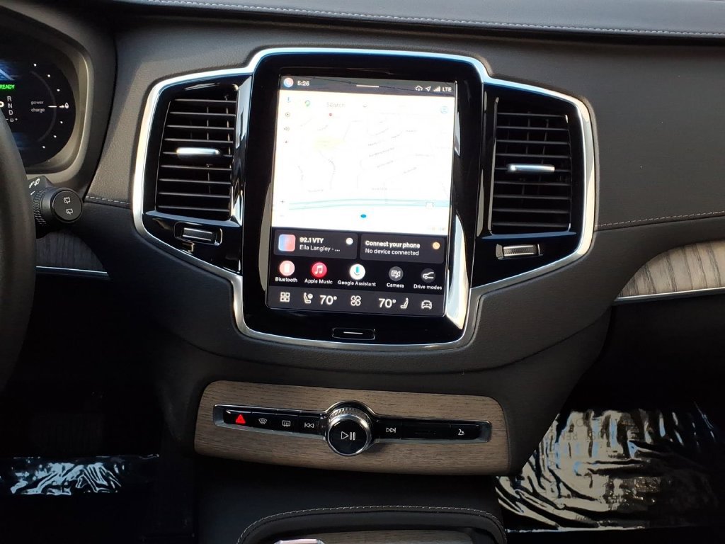 Certified 2024 Volvo XC90 T8 Ultimate w/ Protection Package Premier AWD/4WD image 16