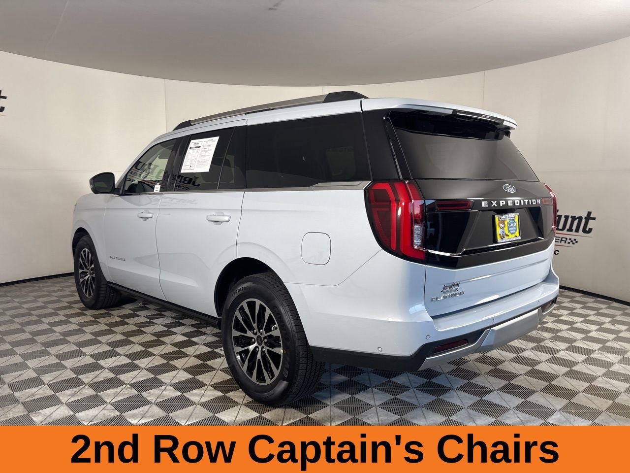 Used 2025 Ford Expedition Platinum image 7