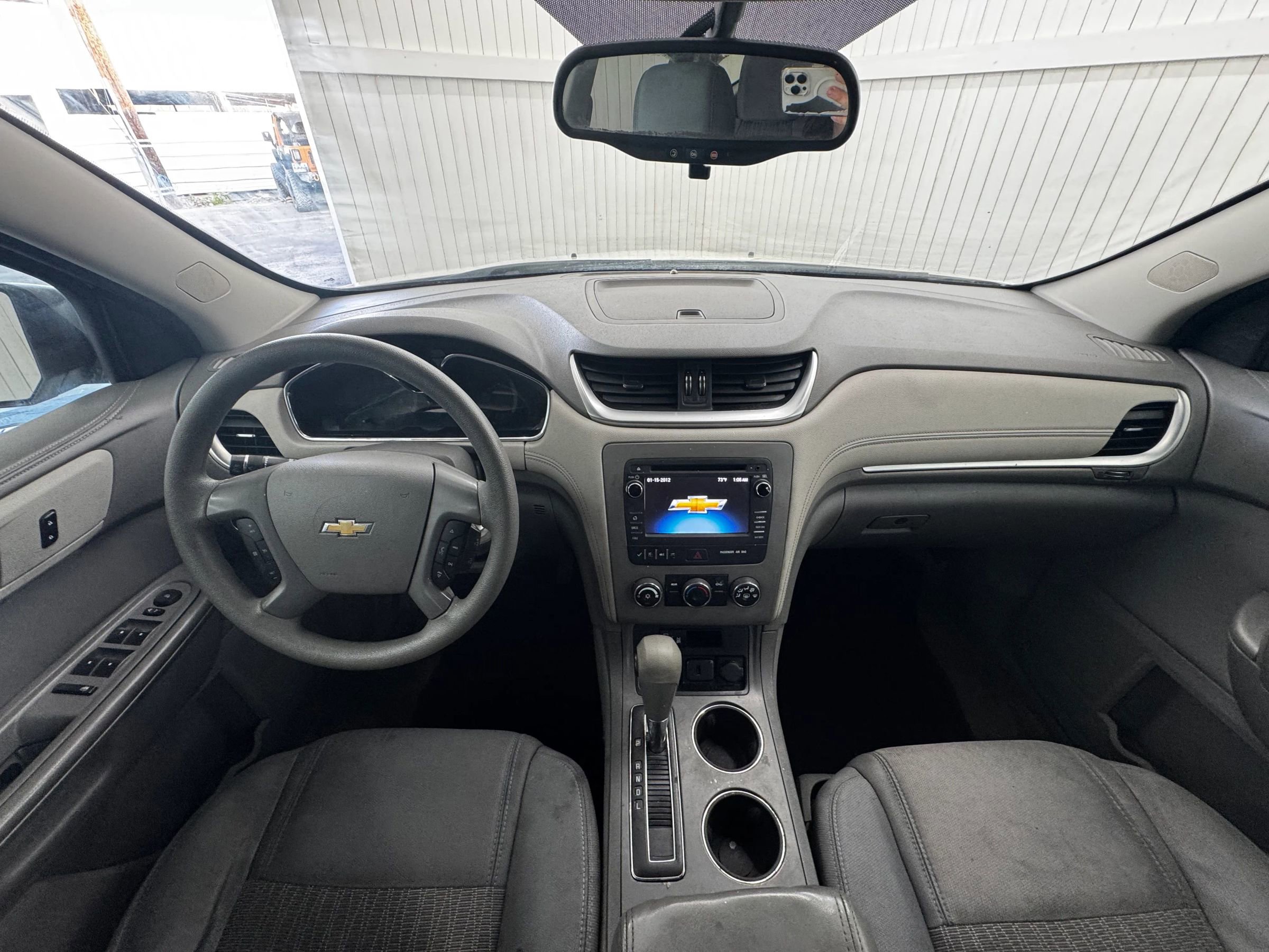 Used 2015 Chevrolet Traverse LS FWD image 13