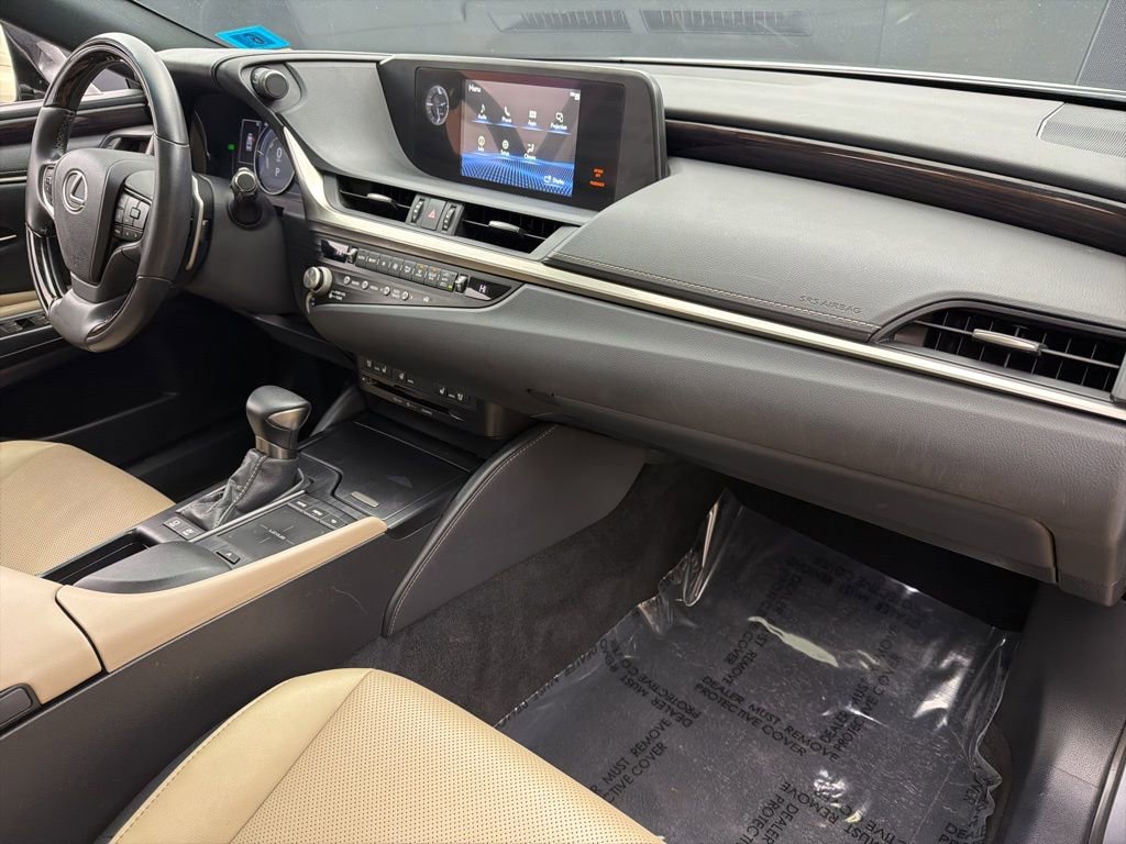 Used 2021 Lexus ES 300h w/ Premium Package image 26