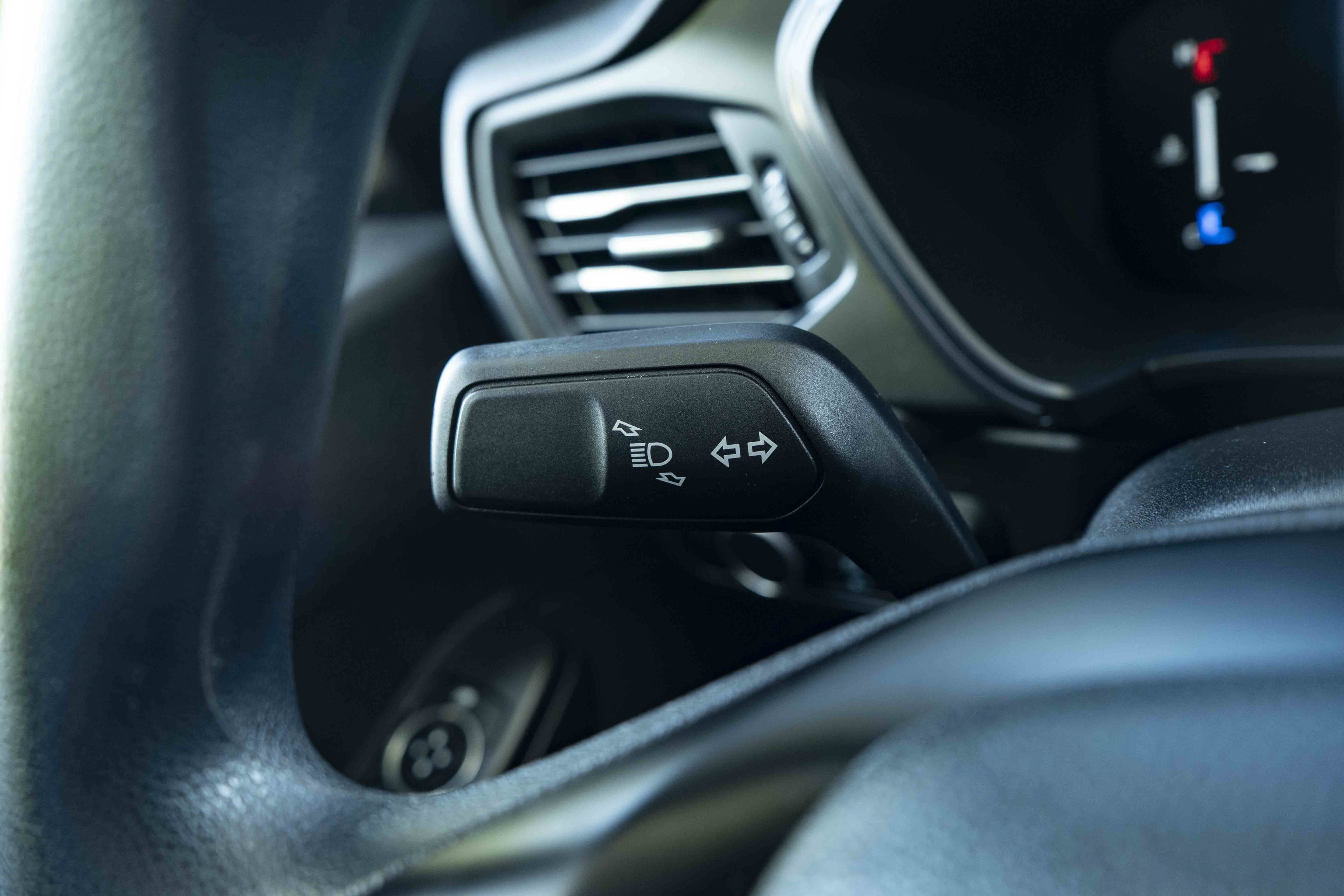 Used 2025 Ford Escape Active FWD image 23