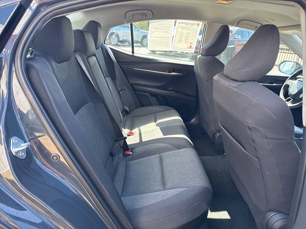 Used 2025 Toyota Camry LE FWD image 19