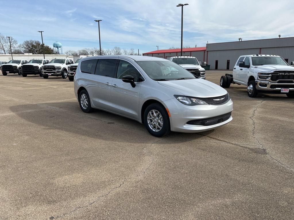 New 2026 Chrysler Voyager LX FWD image 7