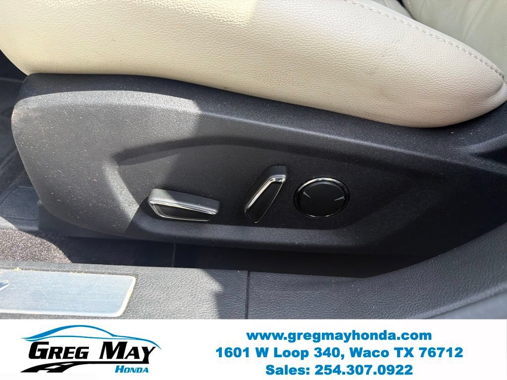 Used 2017 Ford Fusion Titanium AWD/4WD image 21