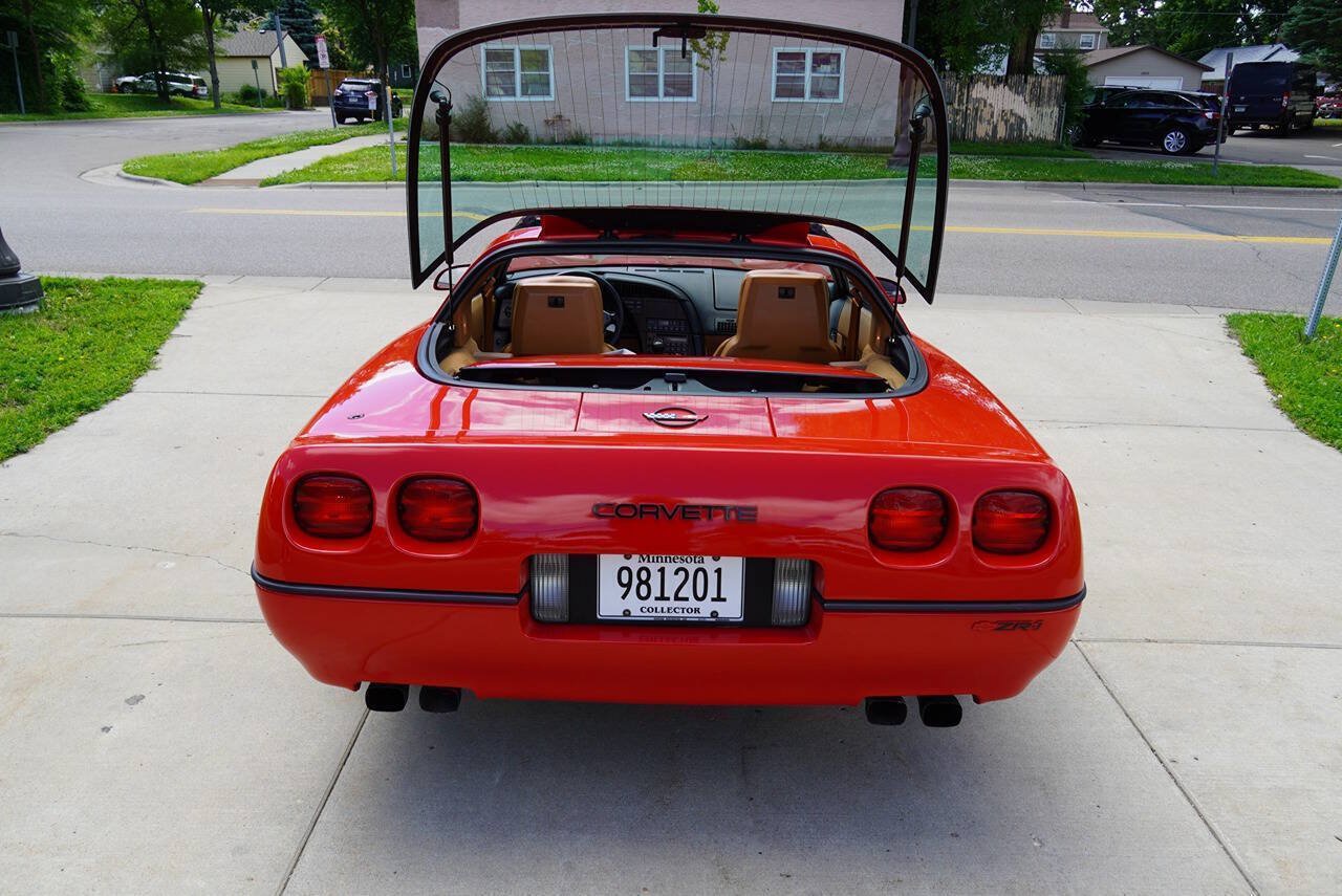 Used 1990 Chevrolet Corvette ZR-1 RWD image 26