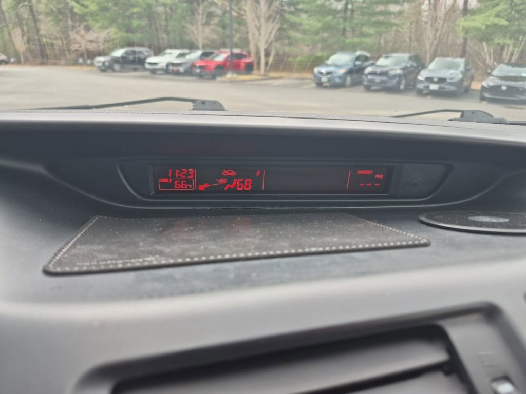 Used 2012 MAZDA MAZDA5 Grand Touring image 25