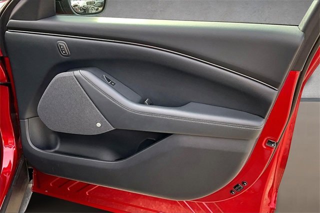 Used 2022 Ford Mustang Mach-E Premium image 17