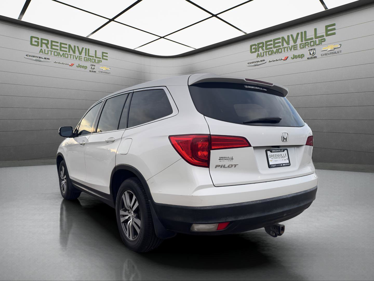 Used 2016 Honda Pilot EX image 4