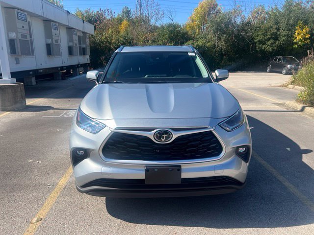 Used 2021 Toyota Highlander XLE