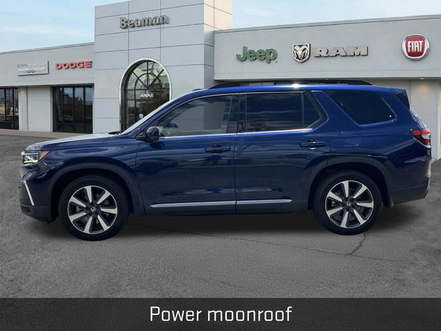 Used 2023 Honda Pilot Elite image 4