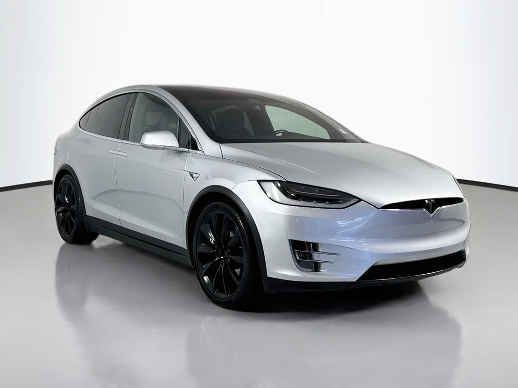 Used 2018 Tesla Model X 100D AWD/4WD image 4