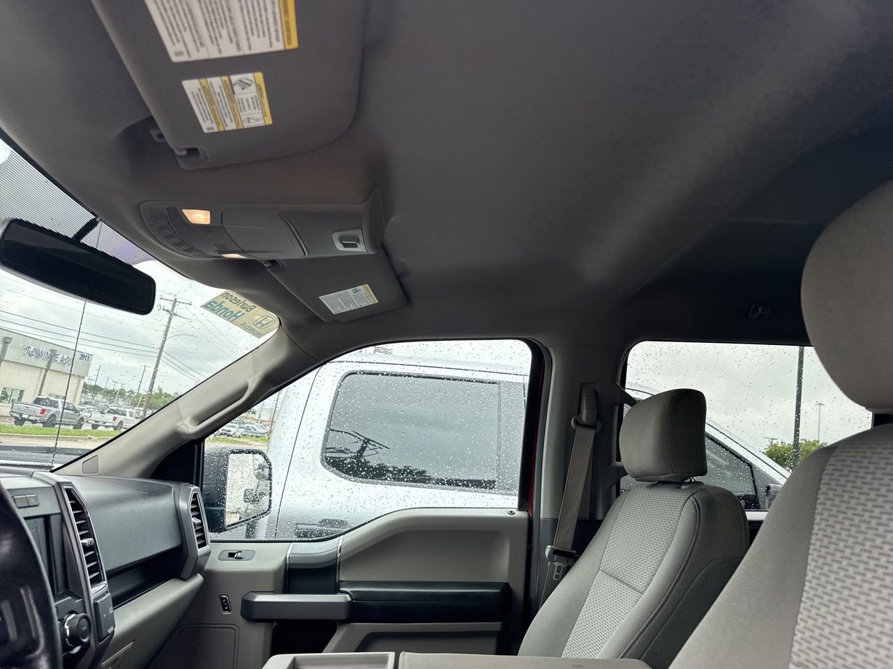 Used 2017 Ford F150 XLT w/ Equipment Group 302A Luxury AWD/4WD image 11