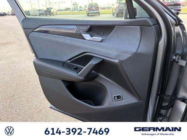 New 2026 Volkswagen Tiguan SE image 22